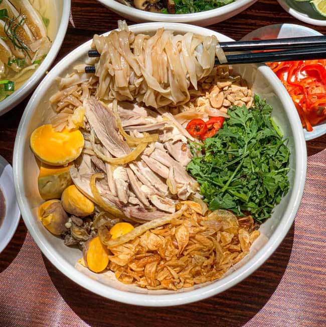 Phở Gà Trộn